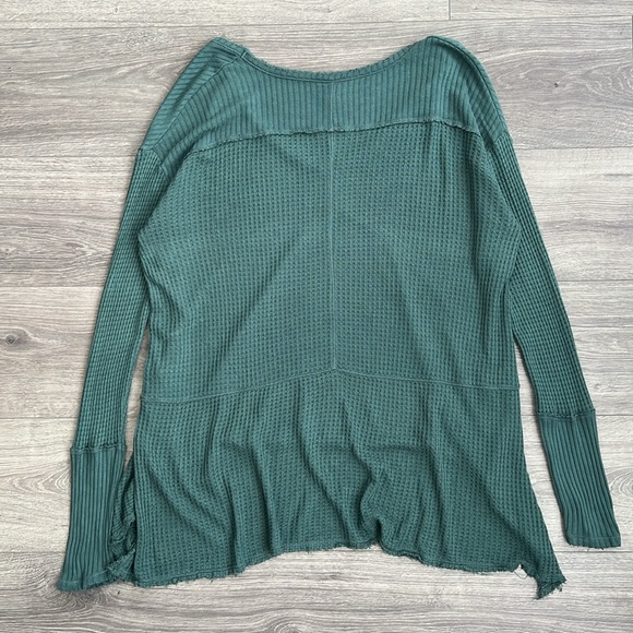 FREE PEOPLE Sunset Park Drippy Thermal Waffle Knit Top Emerald Green Medium - Picture 8 of 10